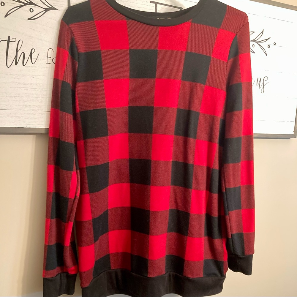 Black and Red Buffalo Plaid sweater tunic Medium